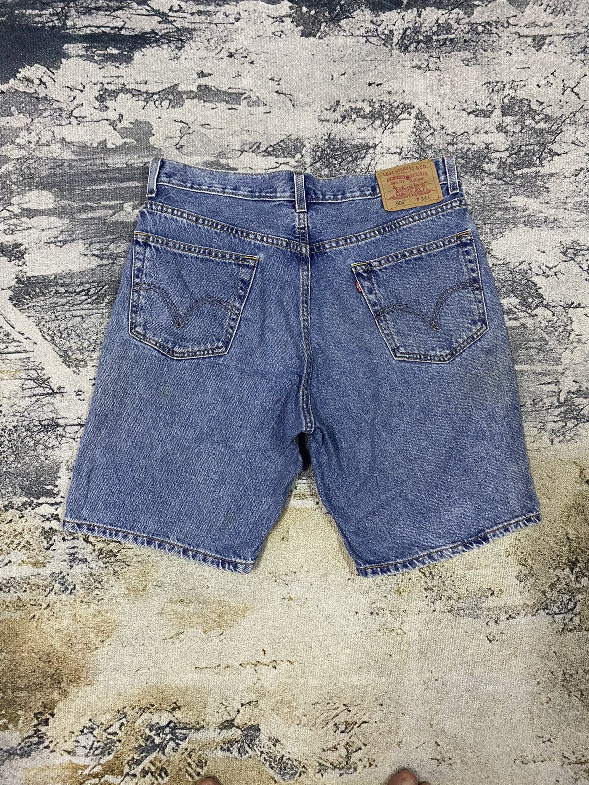 Levi's × Vintage Vintage Levis 505 Denim Short Size US 34 / EU 50 - 1 Thumbnail
