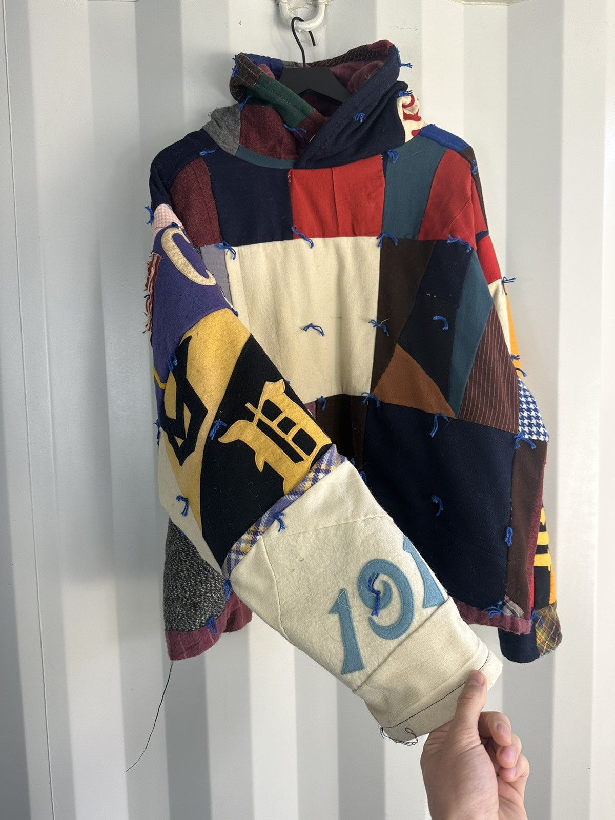 Vintage Heavy Pennant Patchwork Pullover Hoodie Size US M / EU 48-50 / 2 - 2 Thumbnail