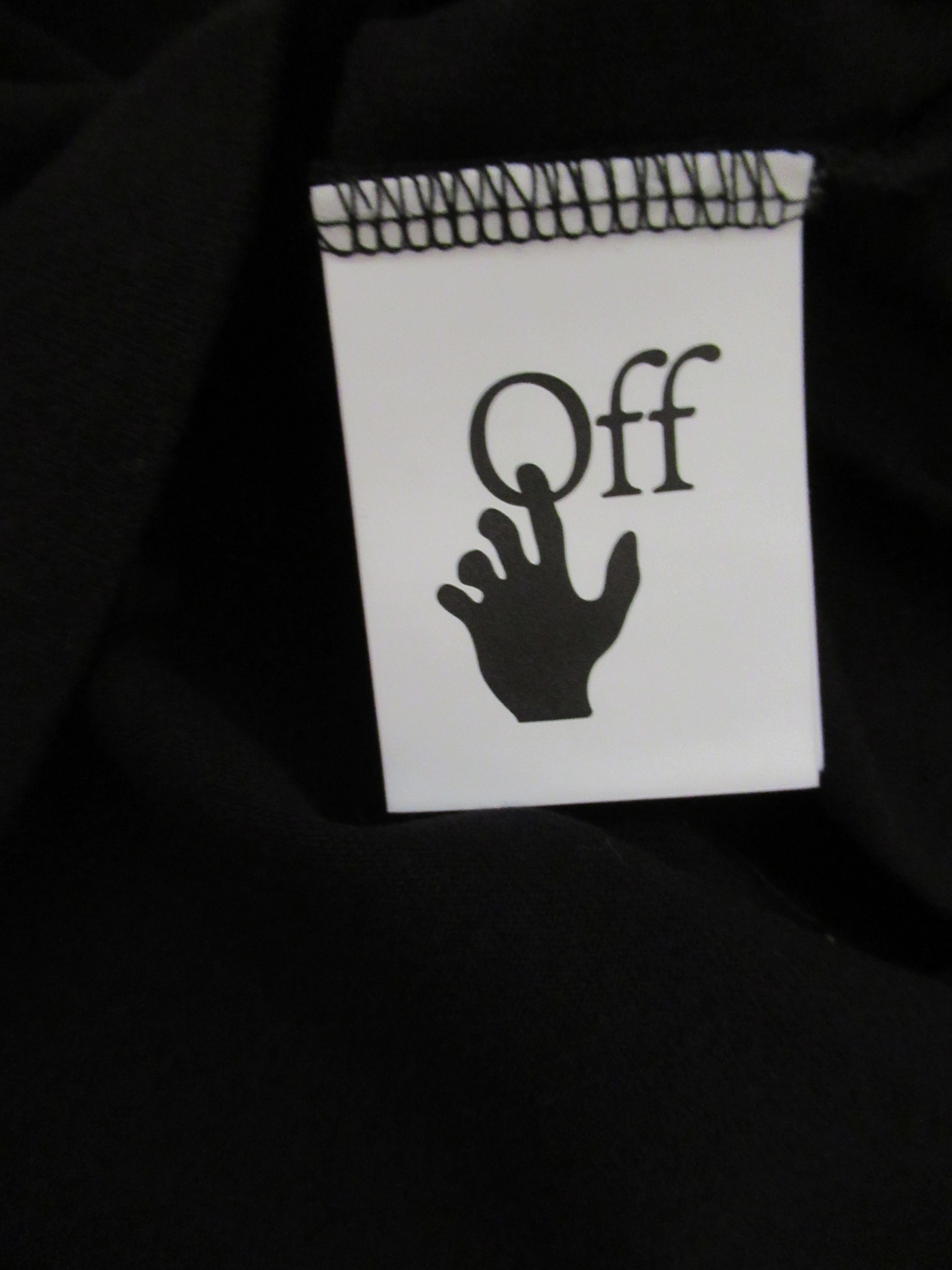 Off-White Off White Labority of Fun Black Medium Virgil Hands Logo New Size US M / EU 48-50 / 2 - 4 Thumbnail