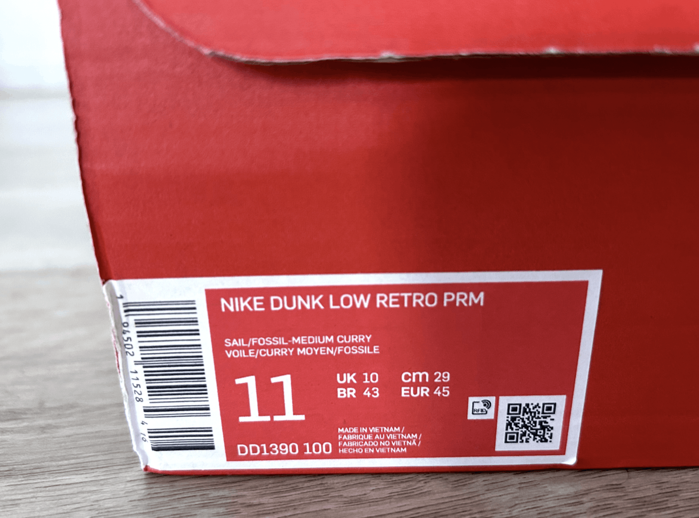 Nike Nike Dunk Low Pro Premium Medium Curry Size 11 Worn Once Size US 11 / EU 44 - 3 Thumbnail