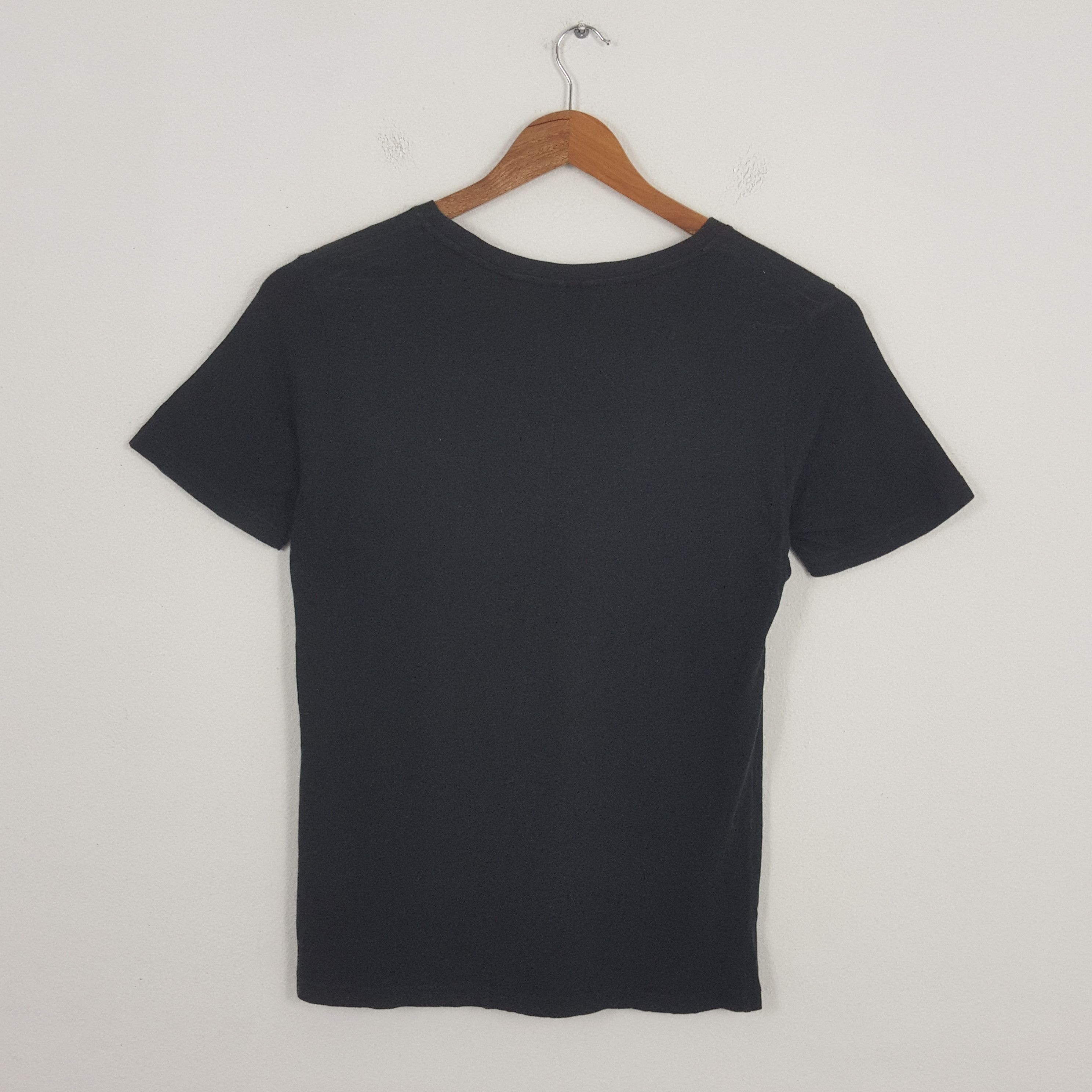 Undercover × Uniqlo × Vintage Vintage UNDERCOVER X Uniqlo Japanese Brand T-Shirt Size US M / EU 48-50 / 2 - 3 Thumbnail