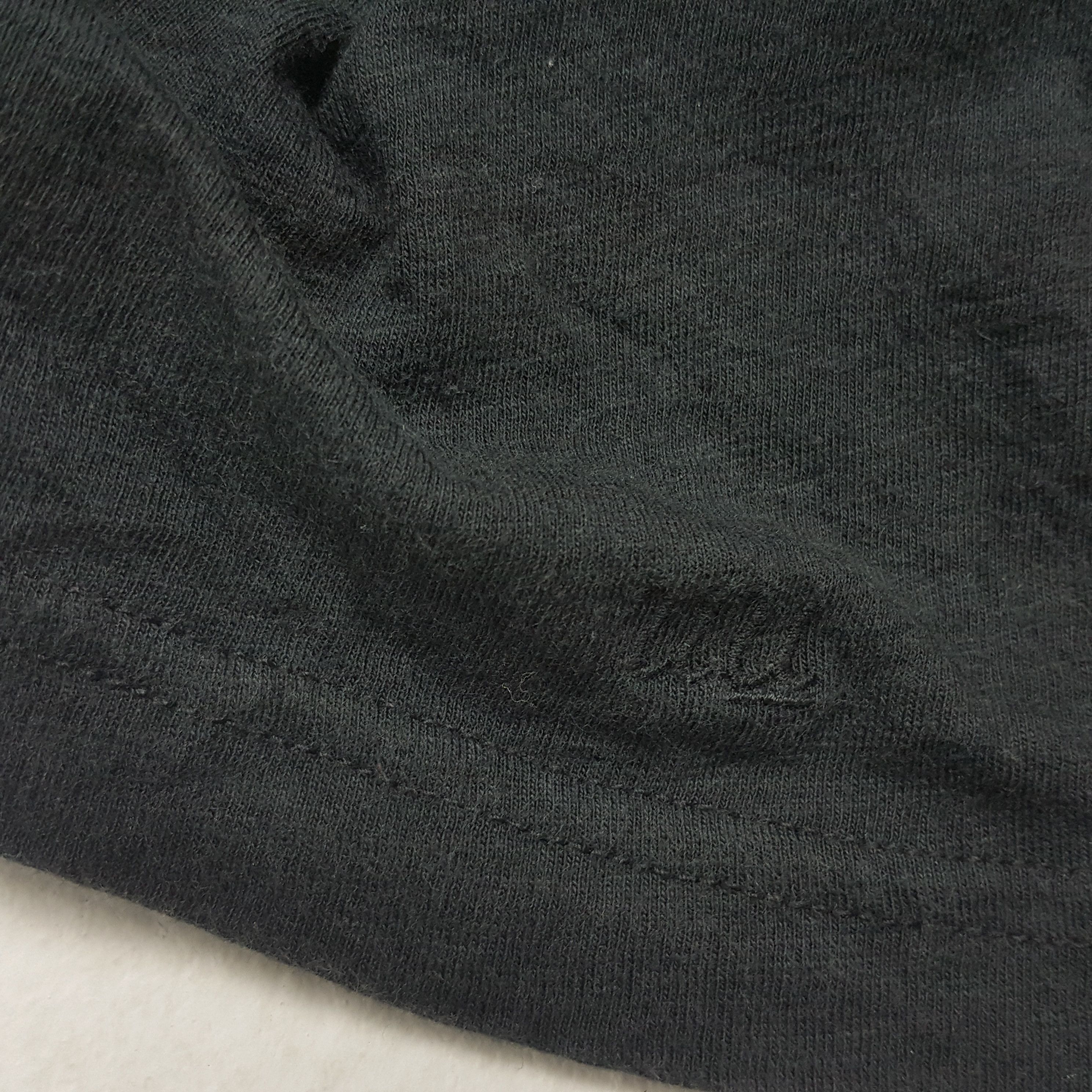 Undercover × Uniqlo × Vintage Vintage UNDERCOVER X Uniqlo Japanese Brand T-Shirt Size US M / EU 48-50 / 2 - 4 Thumbnail