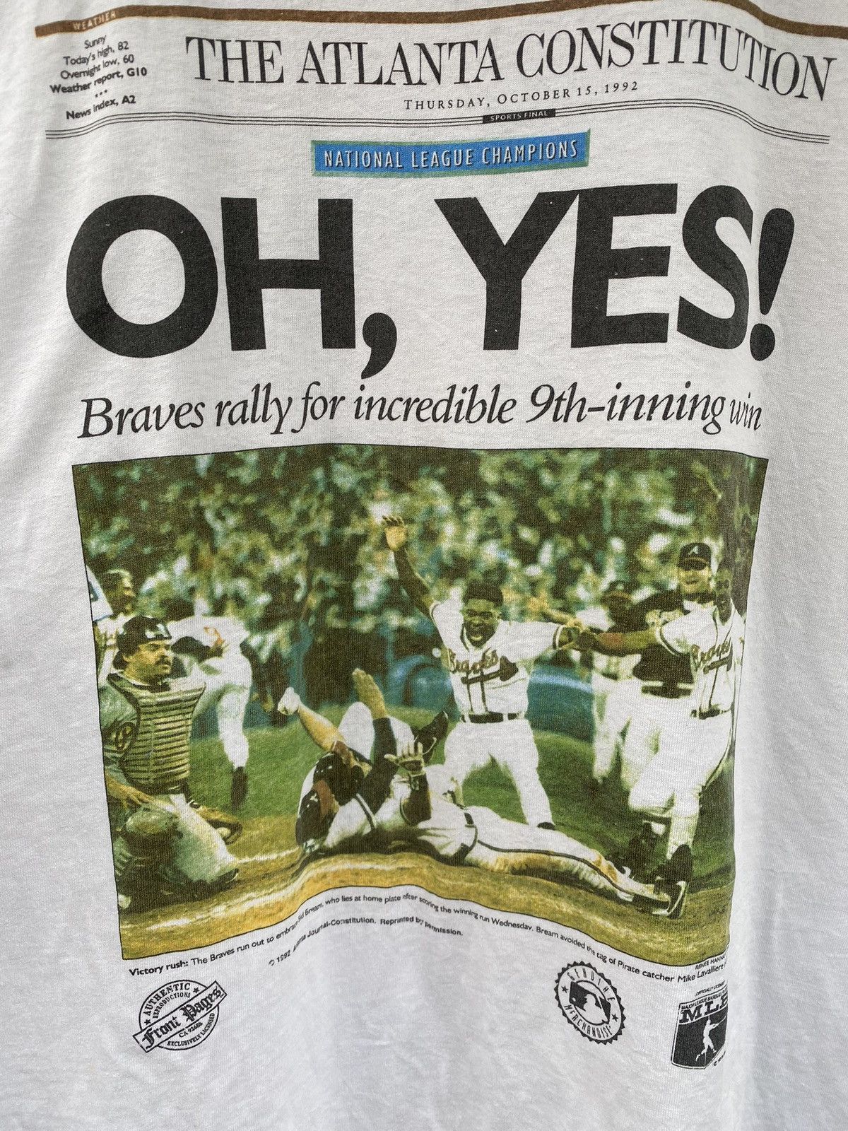 MLB × Vintage Vintage MLB Atlanta Braves Newspaper 1992 Tshirt Sz XL Size US XL / EU 56 / 4 - 4 Thumbnail