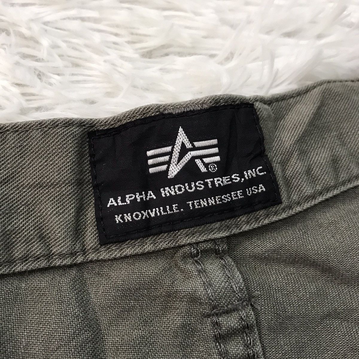 Alpha Industries Alpha Industries Multipockets Cargo Military Pant Size US 32 / EU 48 - 16 Thumbnail
