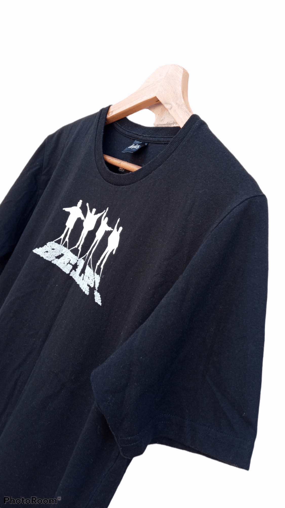 Band Tees × Japanese Brand × Michel Klein 🔥🔥Michel Klein x The Beatles HELP T-Shirt Size US S / EU 44-46 / 1 - 9 Thumbnail