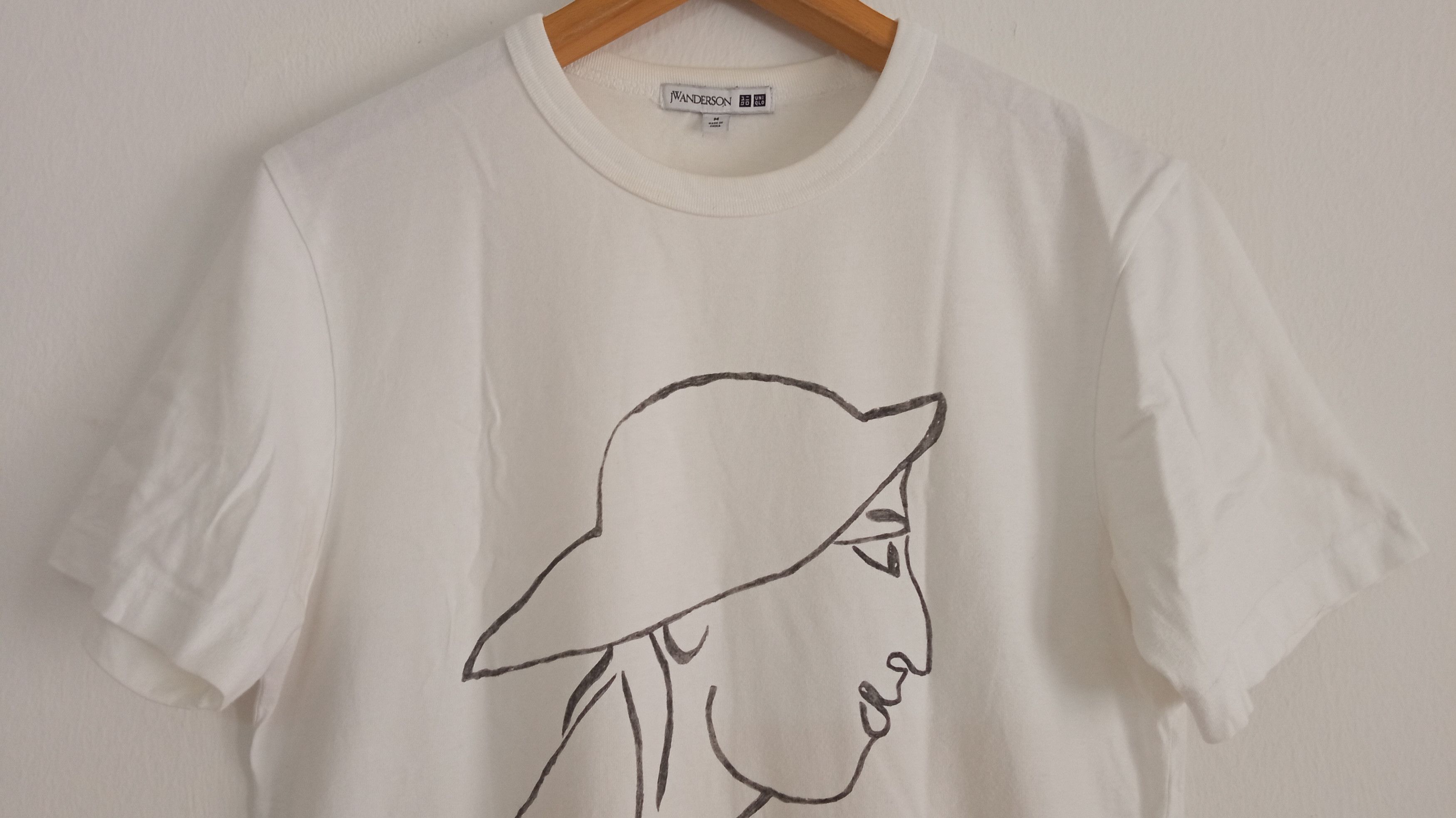 JW Anderson × Japanese Brand × Uniqlo 🔥🔥UT x J.W Anderson T-Shirt Size US M / EU 48-50 / 2 - 10 Thumbnail