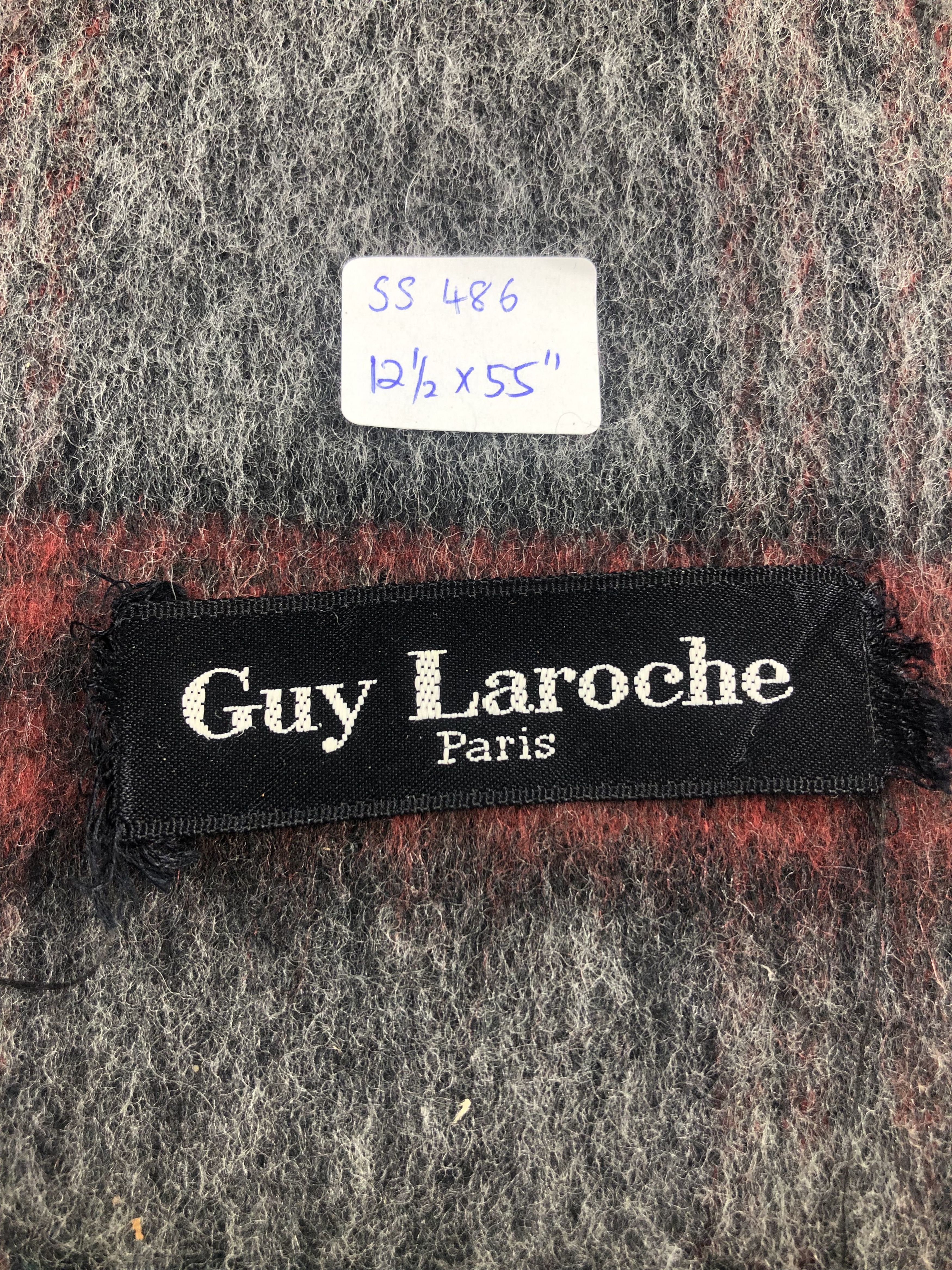 Guy Laroche Guy Laroche Scarf / Muffler / Neckwear Size ONE SIZE - 4 Thumbnail
