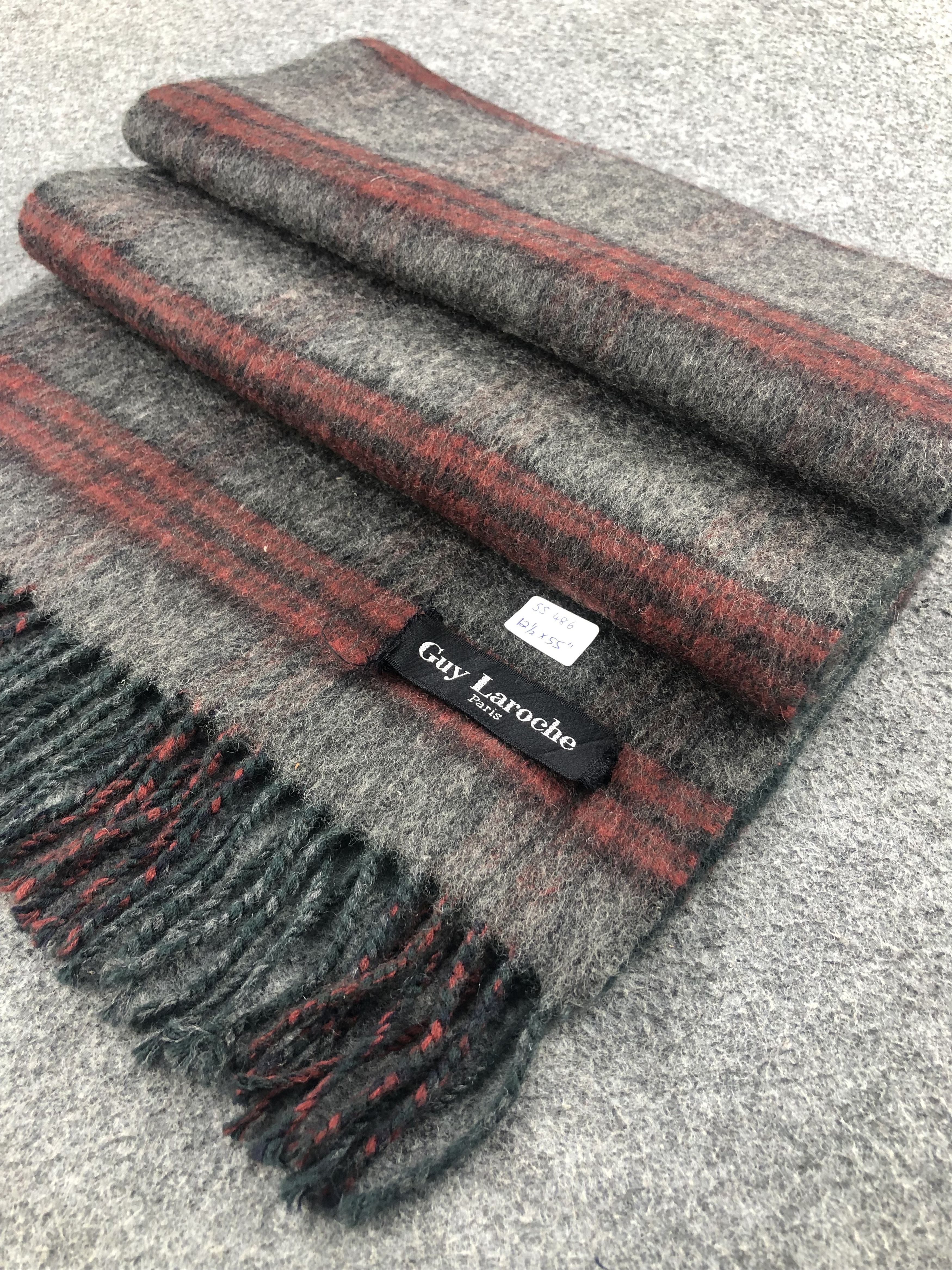Guy Laroche Guy Laroche Scarf / Muffler / Neckwear Size ONE SIZE - 2 Thumbnail