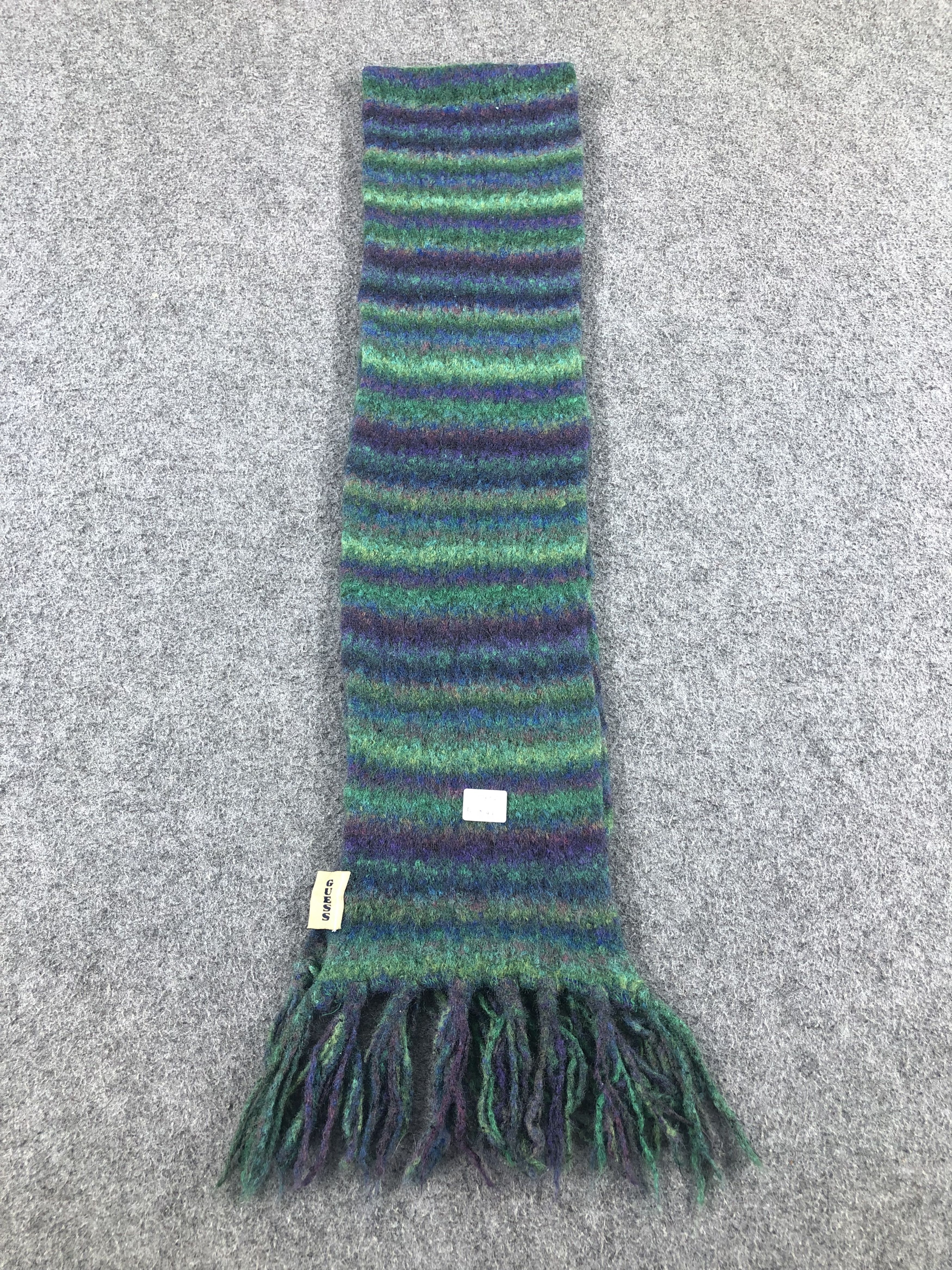 Guess Guess Scarf / Muffler / Neckwear Size ONE SIZE - 3 Thumbnail