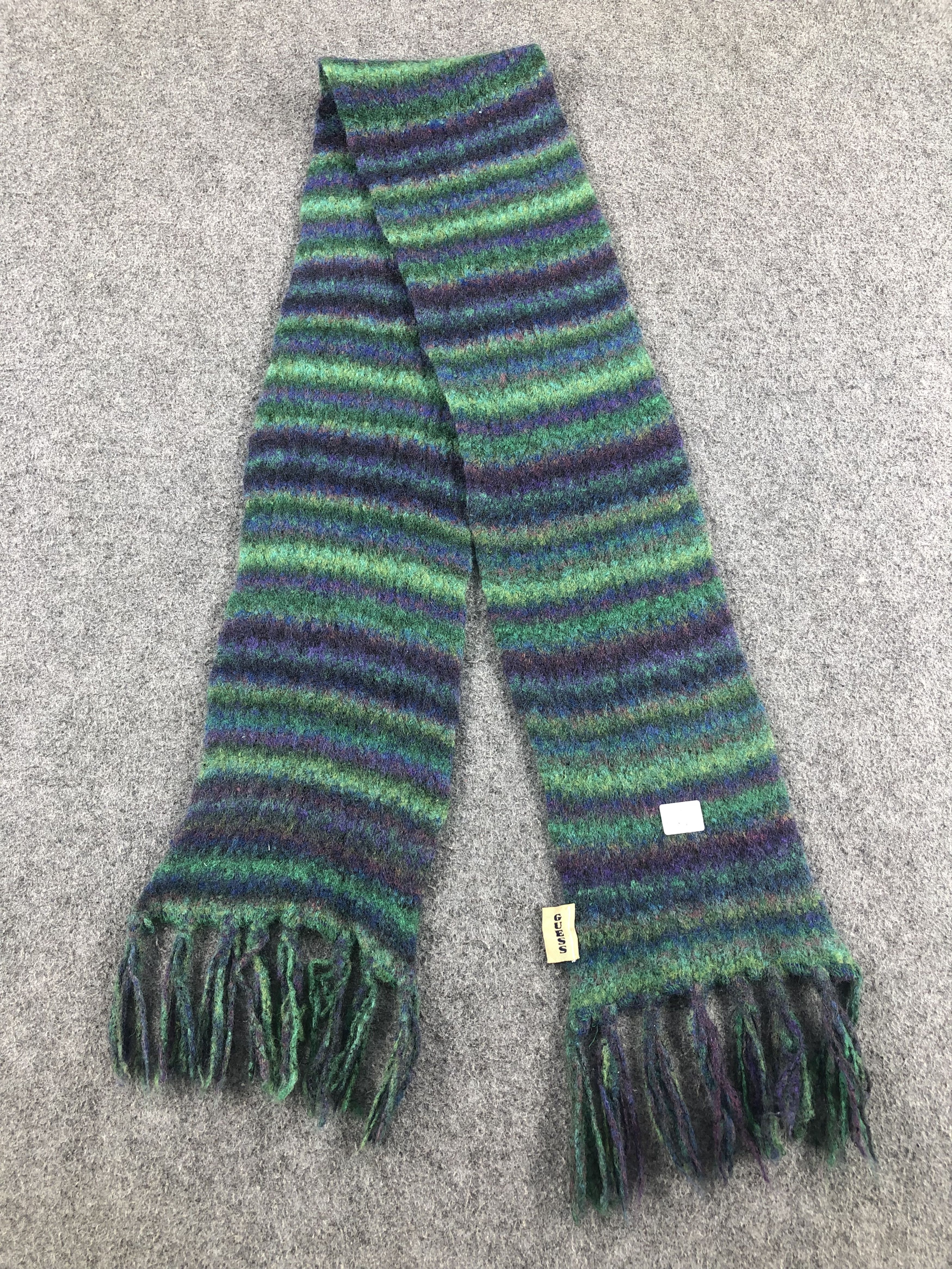 Guess Guess Scarf / Muffler / Neckwear Size ONE SIZE - 2 Thumbnail