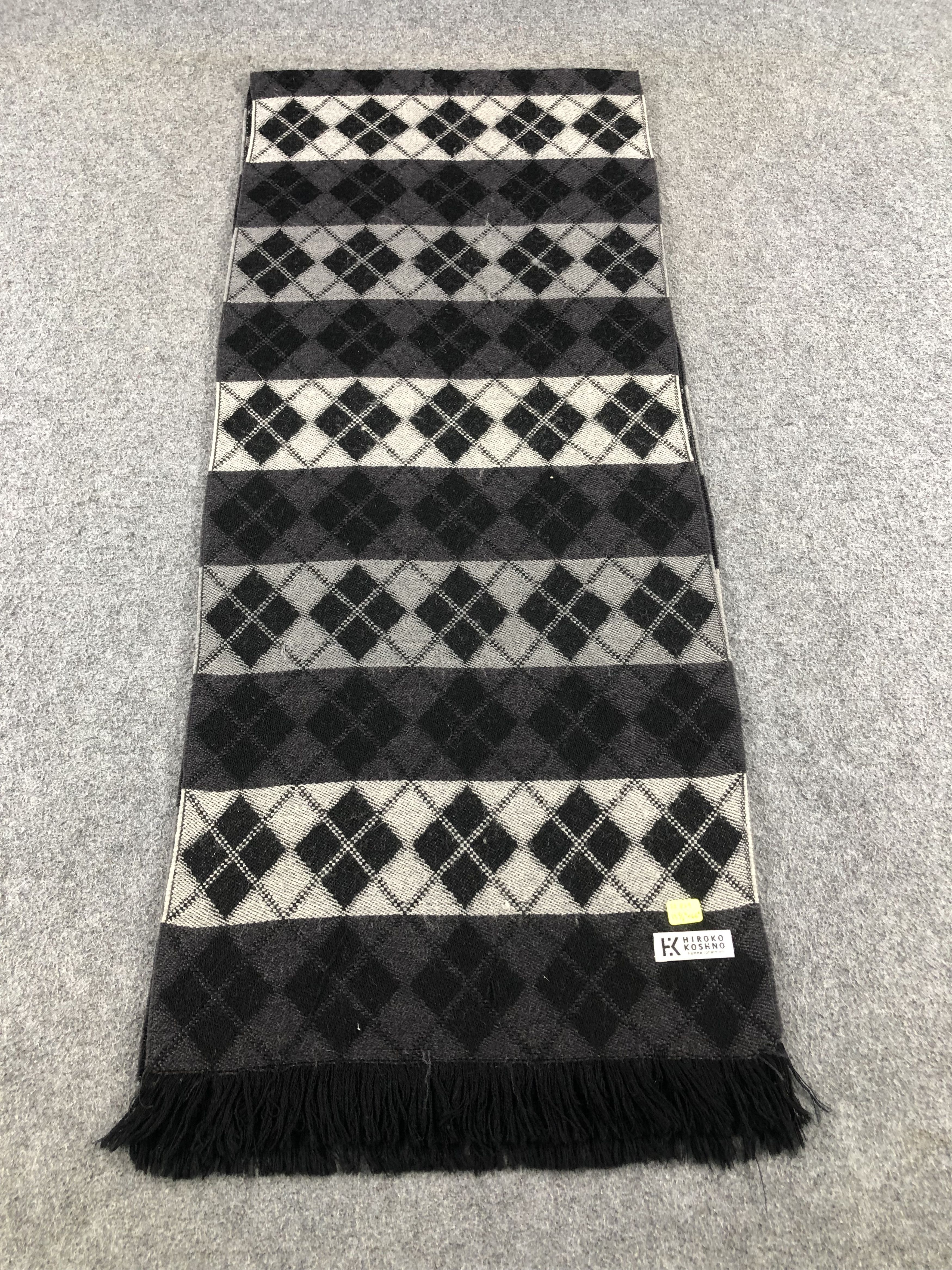 Hiroko Koshino Homme Hiroko Koshino Homme Scarf / Muffler / Neckwear Size ONE SIZE - 3 Thumbnail