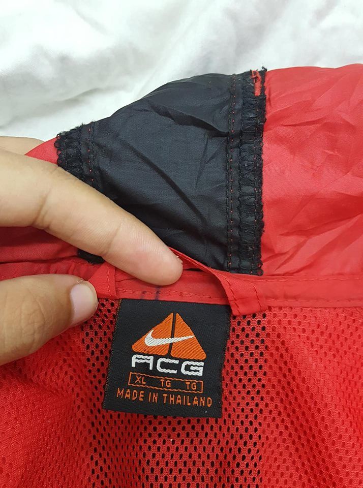 Nike ACG Vtg. Nike ACG Light Windbreaker Jacket Size US XL / EU 56 / 4 - 11 Thumbnail