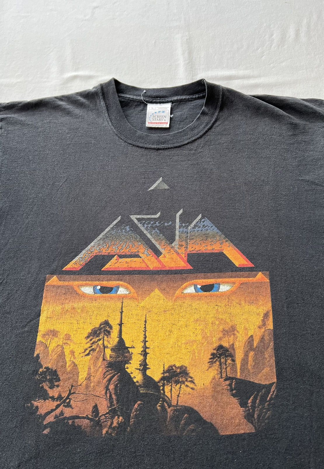 Band Tees Vintage 2001 Asia Rock Band British Tour Black Tee (Yes) Size US L / EU 52-54 / 3 - 3 Thumbnail