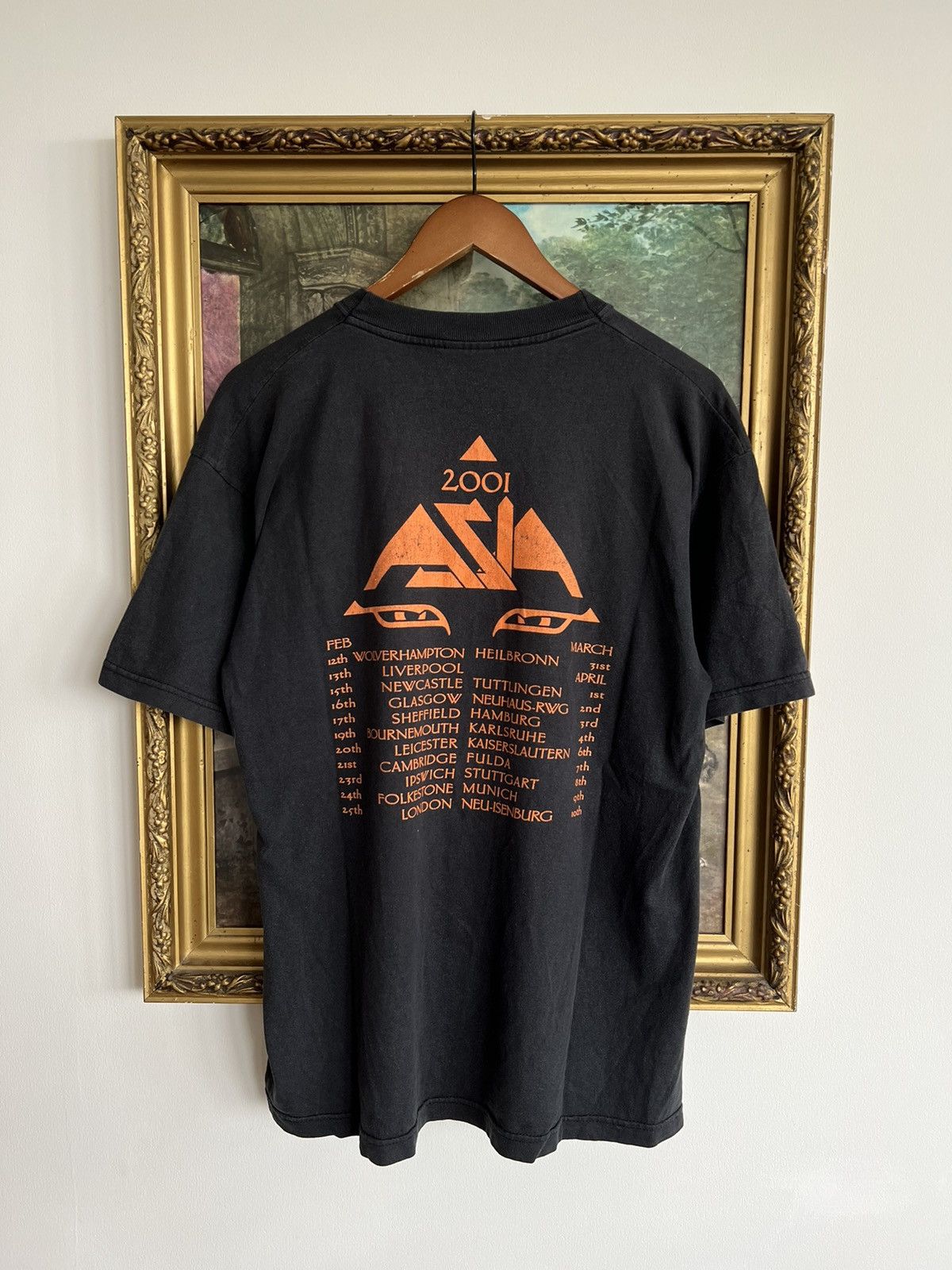 Band Tees Vintage 2001 Asia Rock Band British Tour Black Tee (Yes) Size US L / EU 52-54 / 3 - 2 Thumbnail