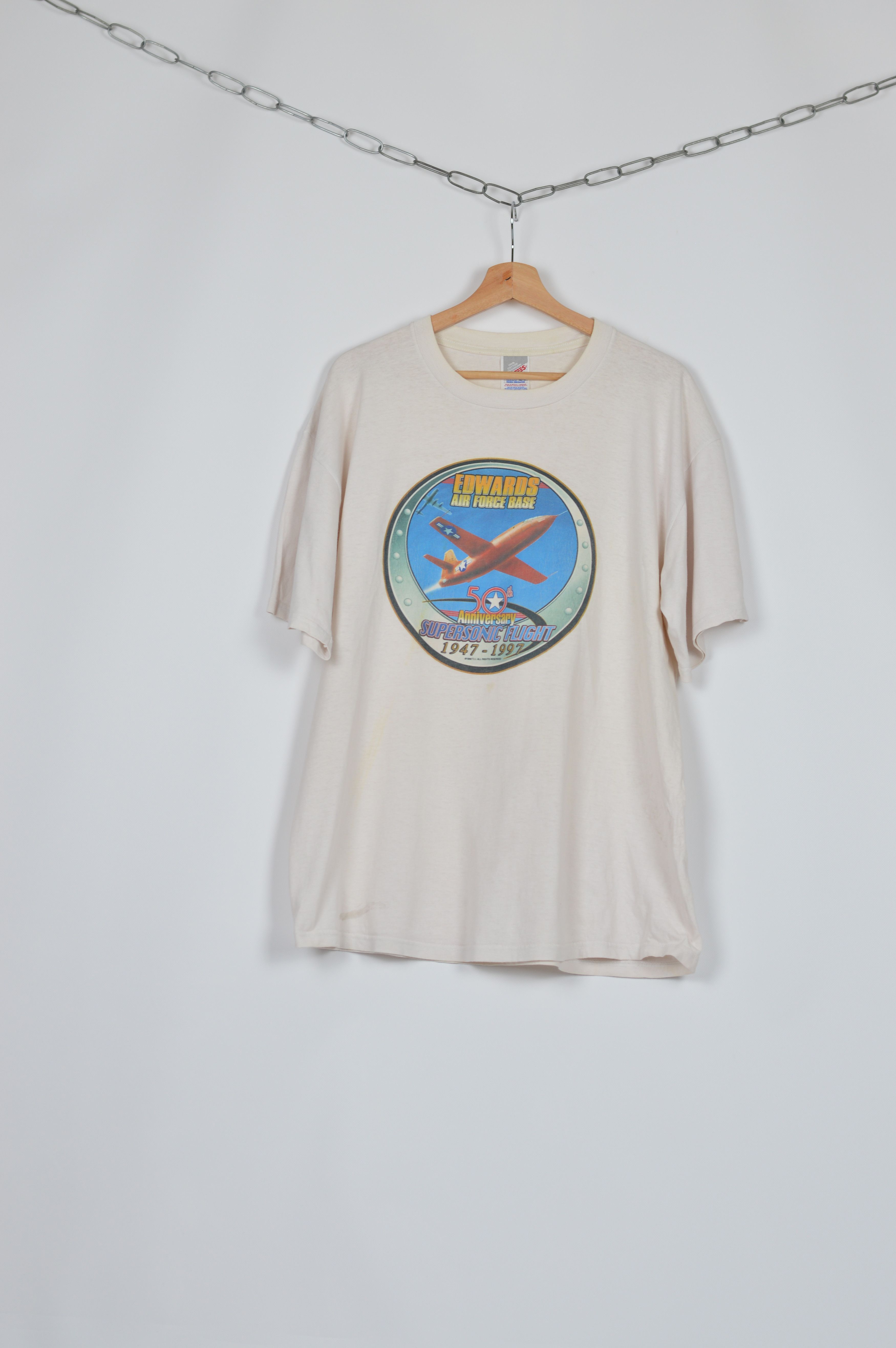 Vintage Vintage "Edwards Air Force Base 50th Anniversary 1997" Size US L / EU 52-54 / 3 - 1 Thumbnail
