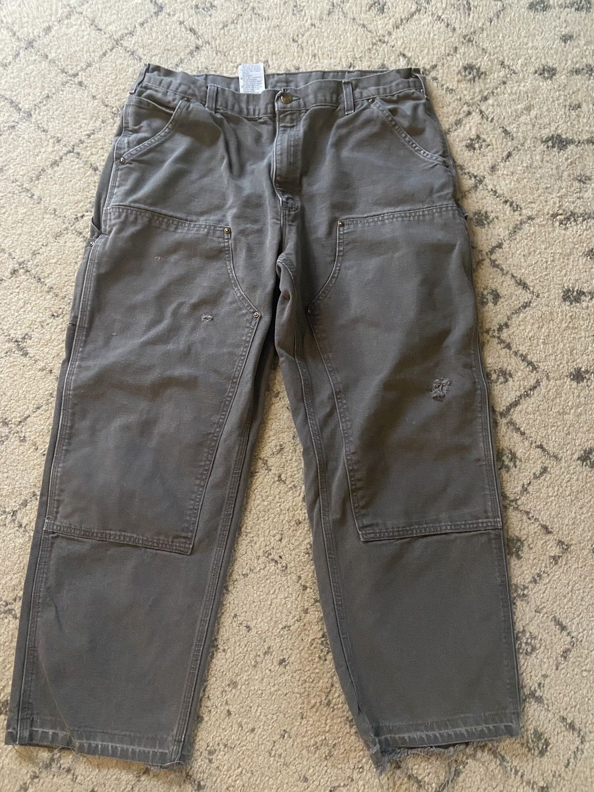 Grey vintage carhartt double knees