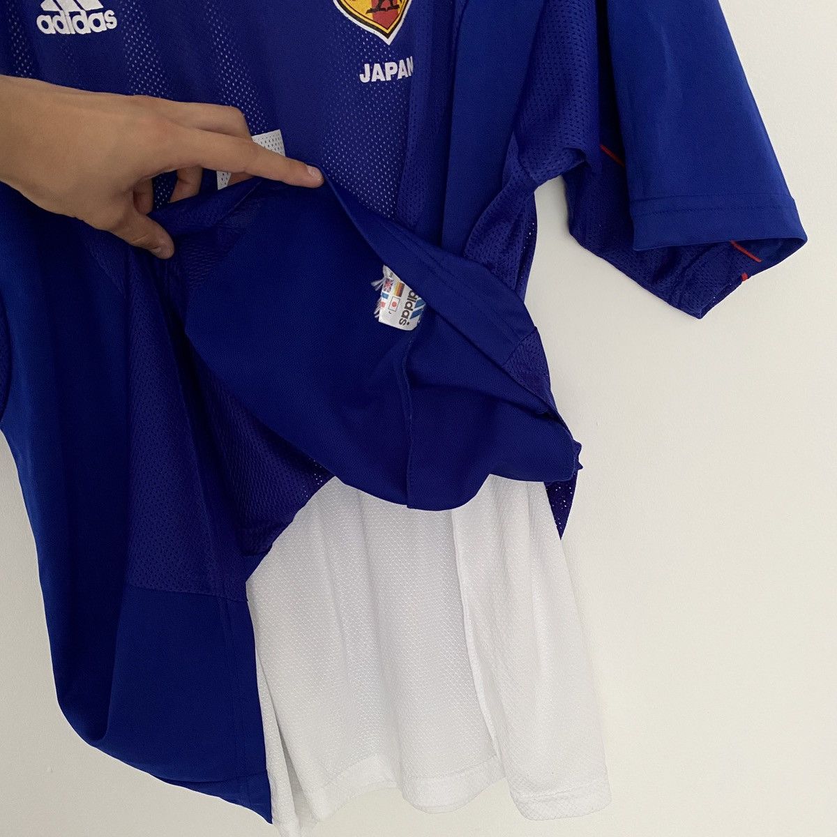 Adidas × Vintage 2002 PLAYER ISSUE Japan Inamoto Adidas Vintage Soccer Jersey Size US L / EU 52-54 / 3 - 8 Thumbnail