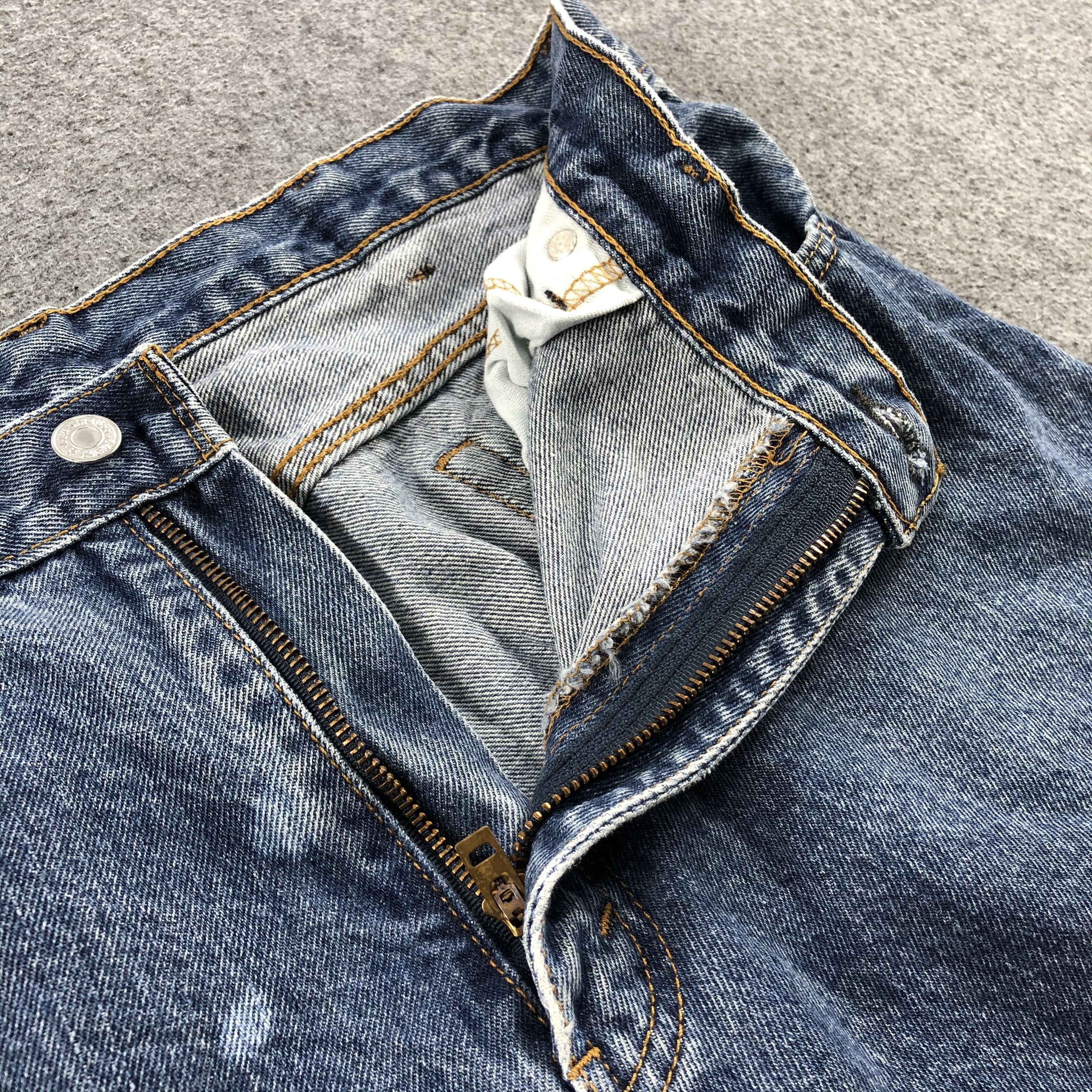 Levi's Vintage Levis 517 Flared Jeans-JM1112 Size US 35 - 7 Thumbnail