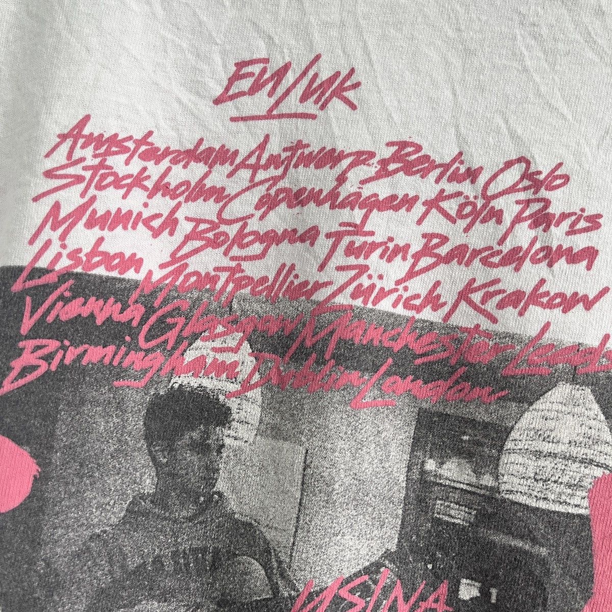 Band Tees Summer Diaries Shawn Mandes The Tour TShirt Size US XL / EU 56 / 4 - 13 Thumbnail
