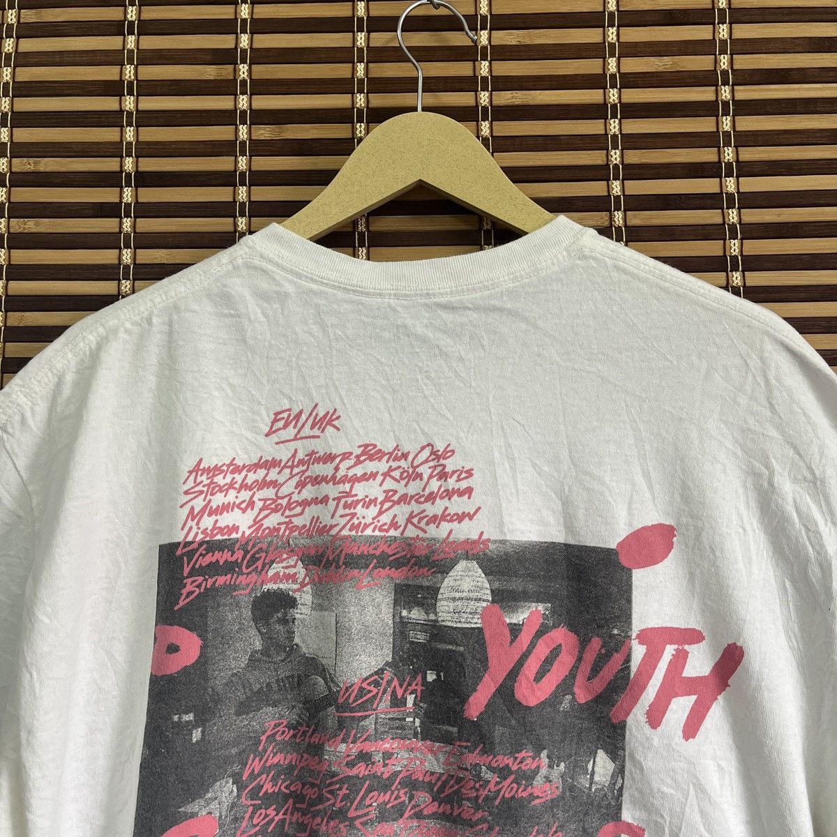 Band Tees Summer Diaries Shawn Mandes The Tour TShirt Size US XL / EU 56 / 4 - 21 Thumbnail