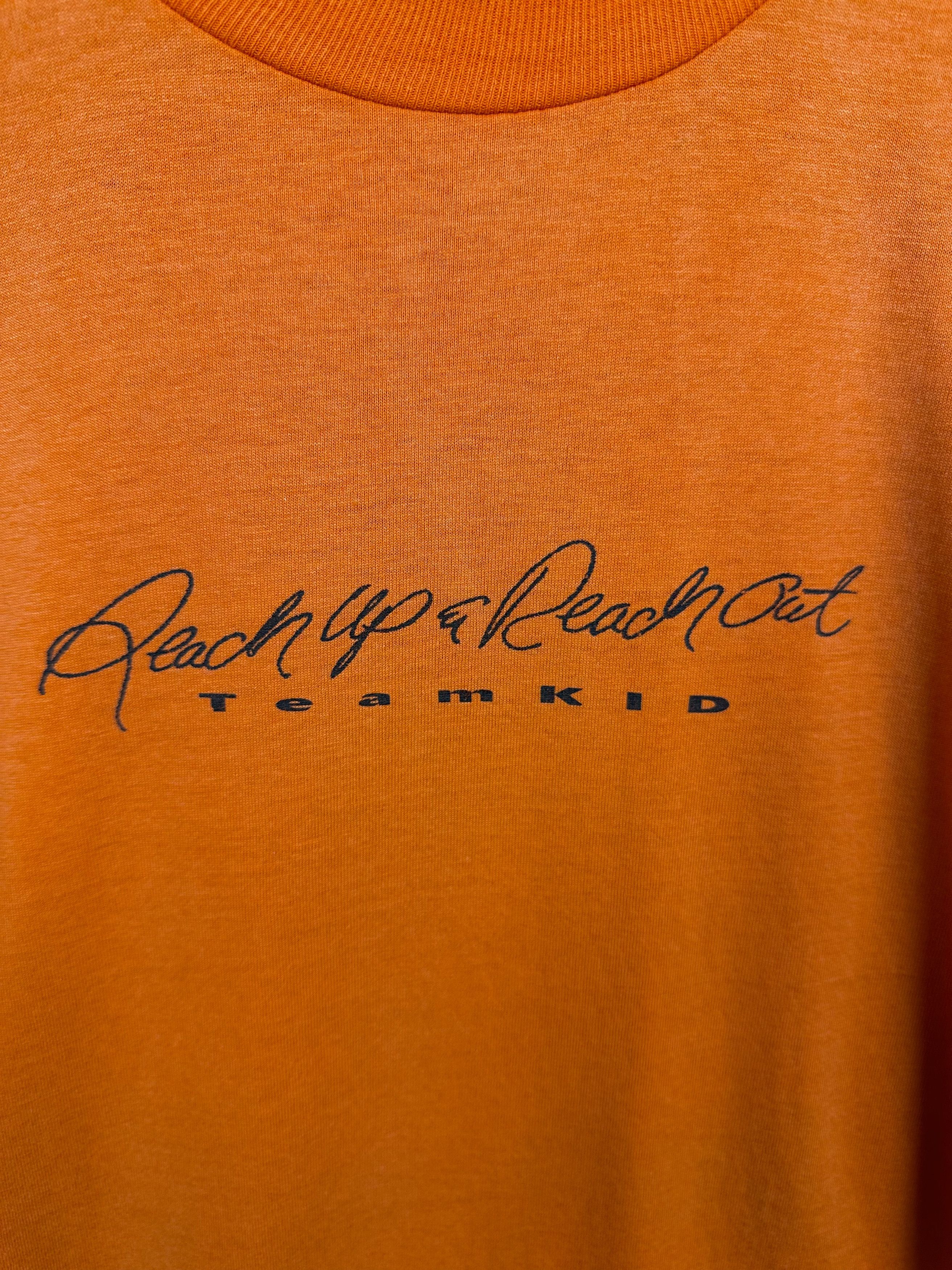 Vintage Vintage 90s Reach up & reach out:TeamKid Art T-Shirt Size US L / EU 52-54 / 3 - 10 Thumbnail