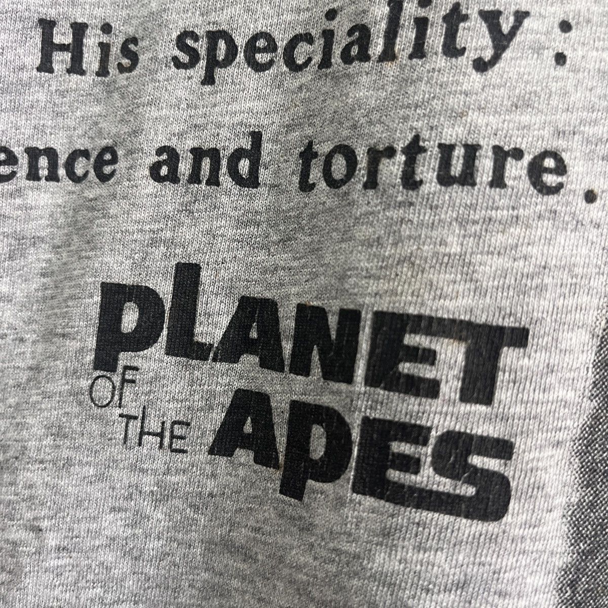 Vintage Rare Vintage Planet Of The Apes 1968 Character TShirts Size US M / EU 48-50 / 2 - 8 Thumbnail