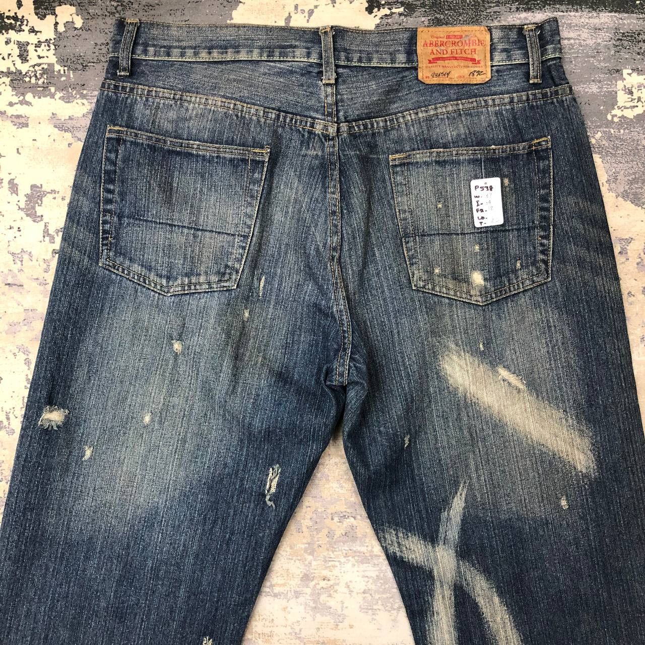 Abercrombie & Fitch P538 ABERCROMBIE AND FITCH FLARED RIPPED DENIM Size US 37 - 4 Thumbnail
