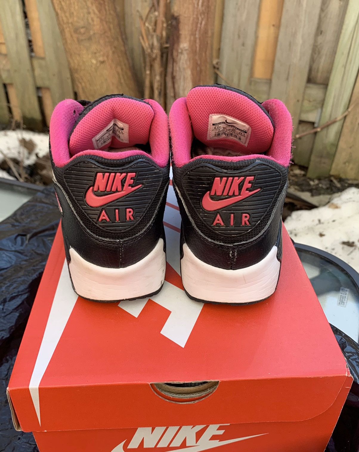 Nike Wmns Air Max 90 Black-Pink/White Size US 6.5 / EU 39-40 - 3 Thumbnail