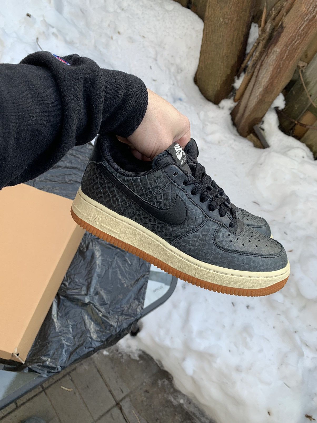 Nike Air Force One Low Premium Black Size US 5 / EU 37 - 7 Thumbnail