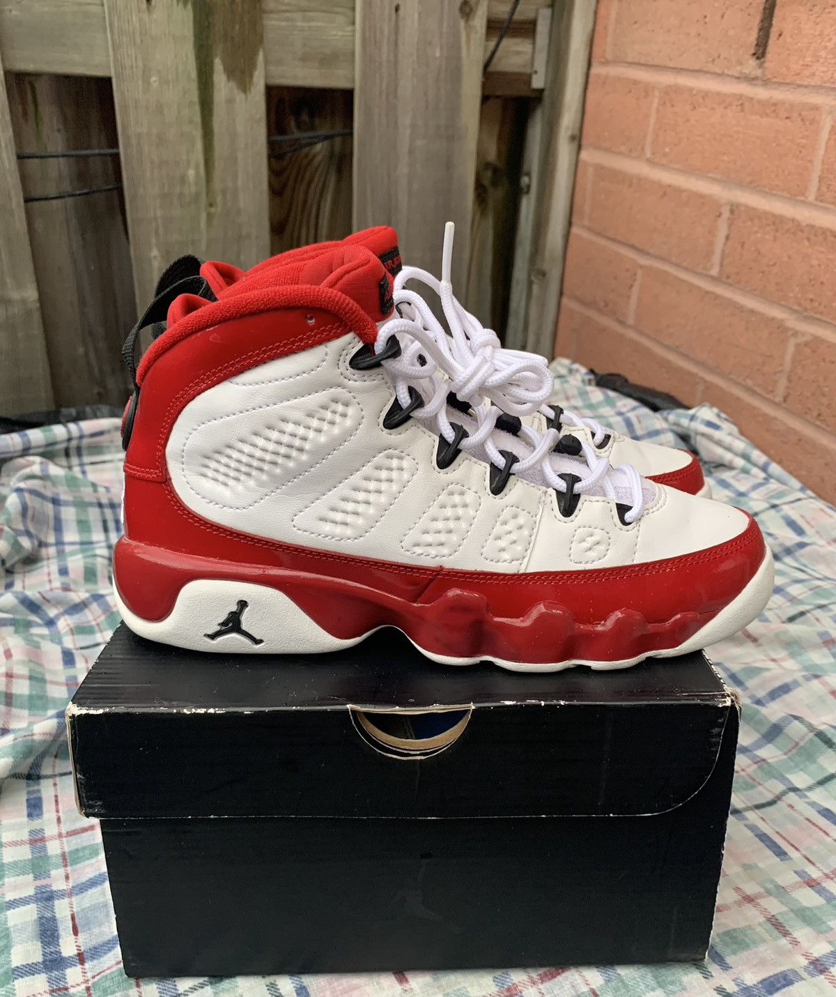 Jordan Brand Jordan 9 Retro Gym Red Size US 5 / EU 37 - 1 Thumbnail