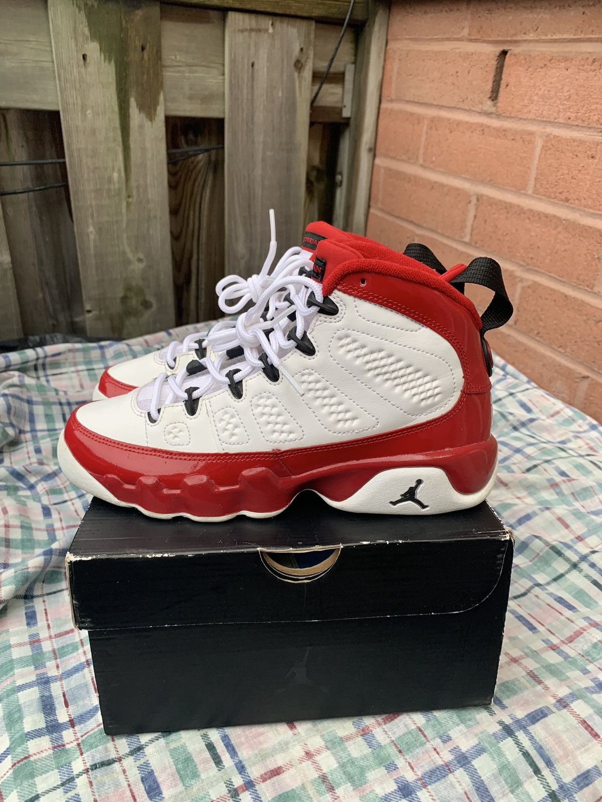 Jordan Brand Jordan 9 Retro Gym Red Size US 5 / EU 37 - 7 Thumbnail