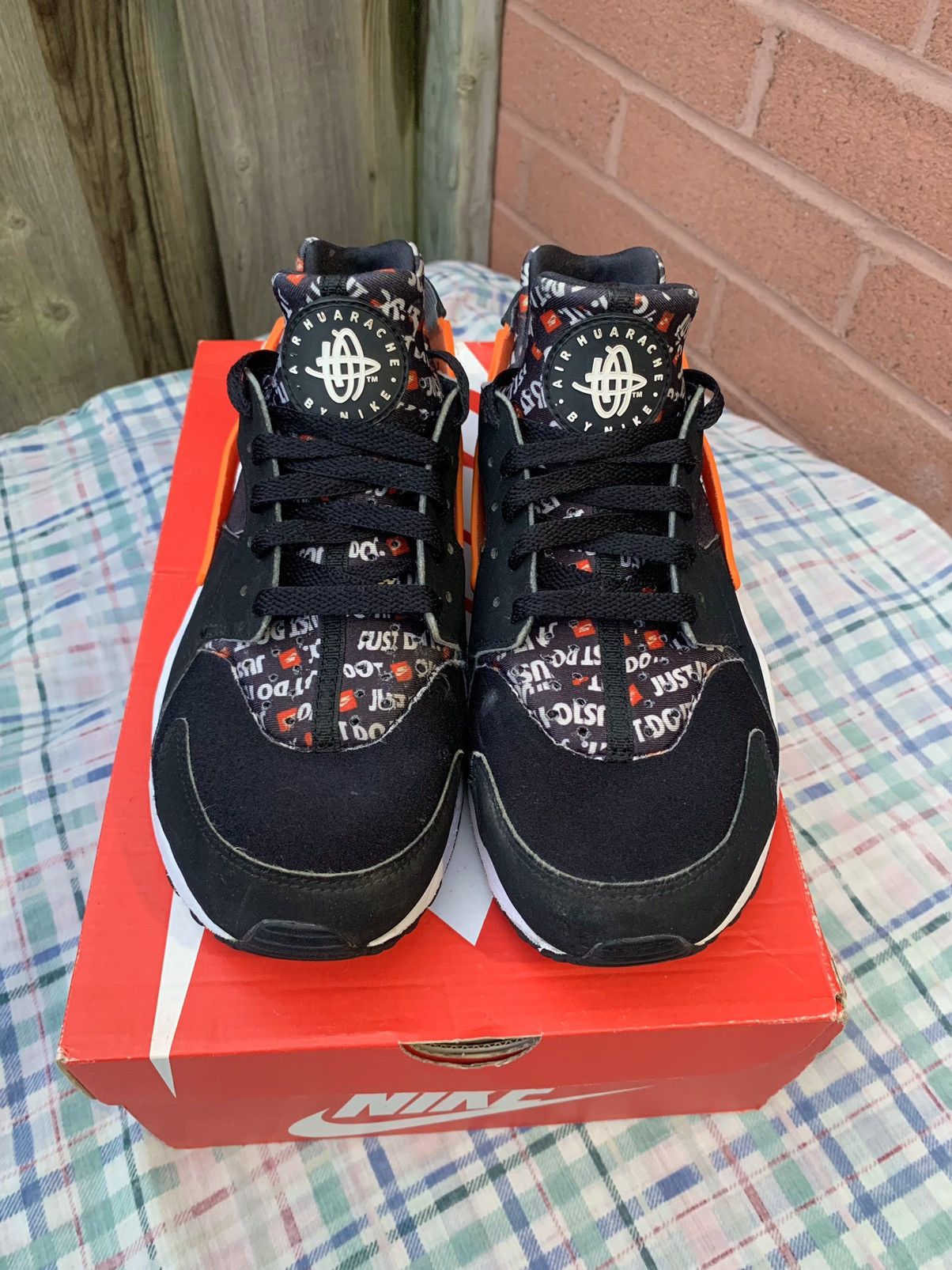 Nike Nike Huarache Just Do It Size US 9 / EU 42 - 3 Thumbnail