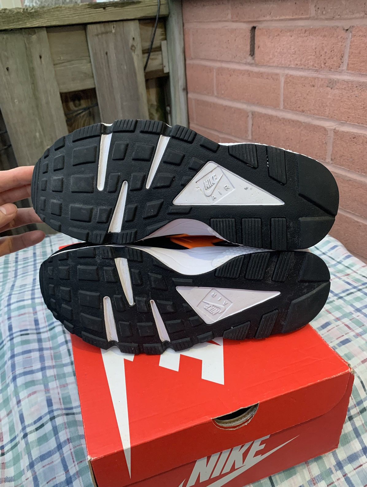 Nike Nike Huarache Just Do It Size US 9 / EU 42 - 5 Thumbnail