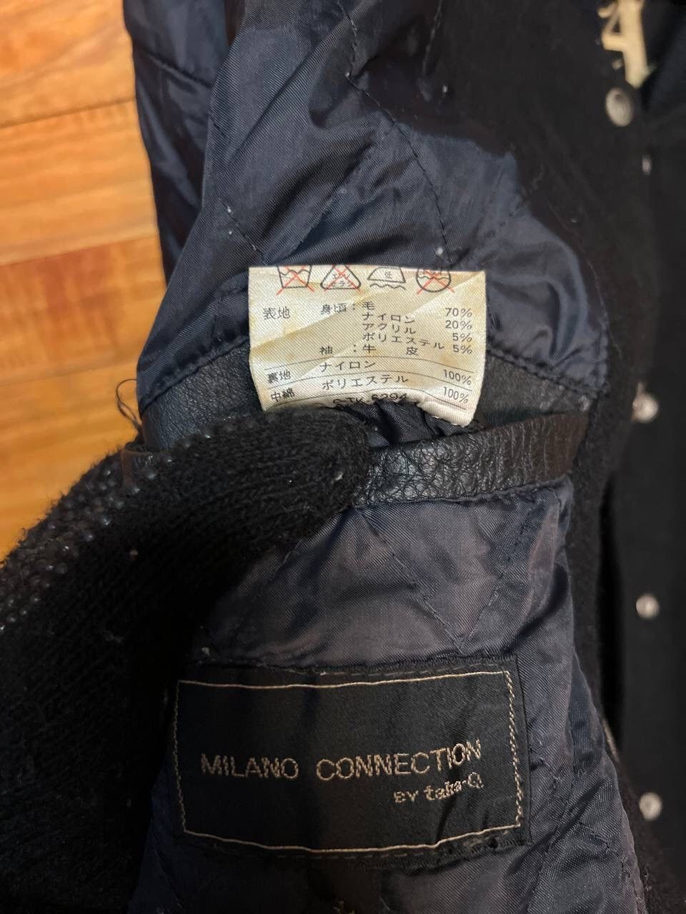 Vintage VINTAGE MILANO CONNECTION LEATHER SLEEVE VARSITY JACKET Size US L / EU 52-54 / 3 - 14 Thumbnail