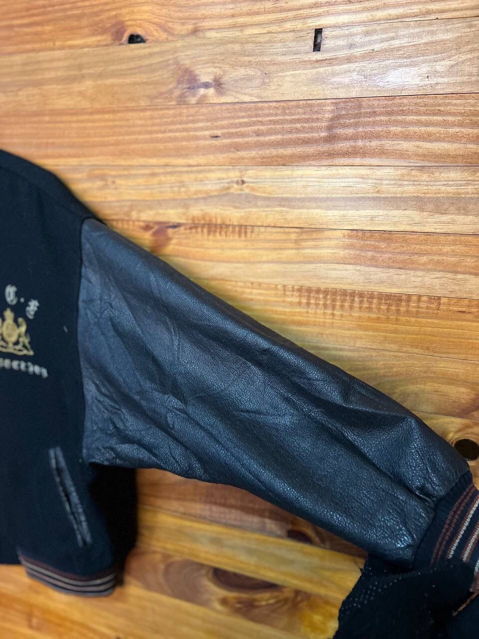 Vintage VINTAGE MILANO CONNECTION LEATHER SLEEVE VARSITY JACKET Size US L / EU 52-54 / 3 - 6 Thumbnail