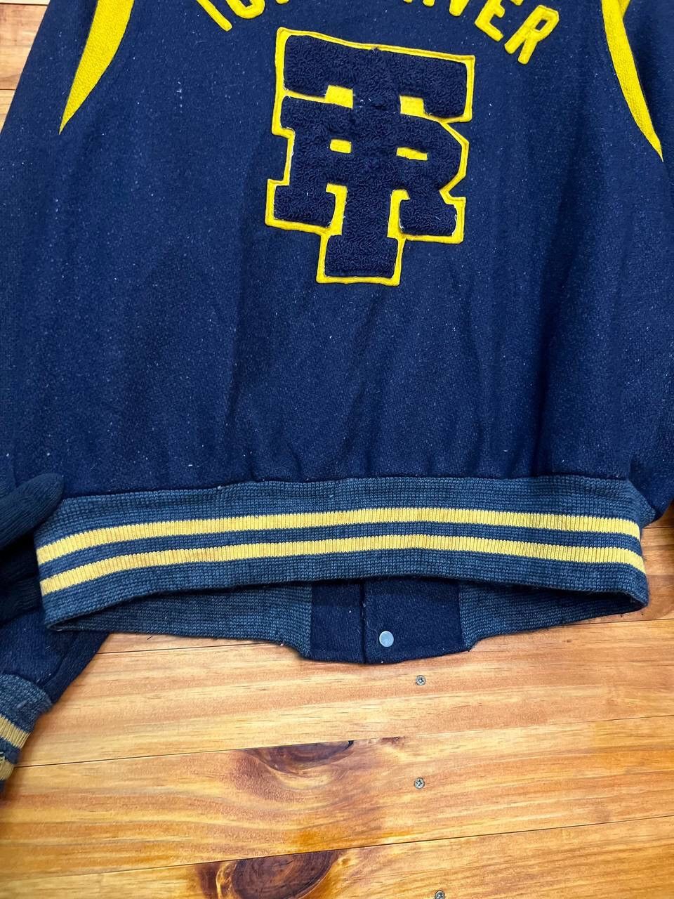 Vintage TOMS RIVER WOOL EMBROIDERED VARSITY JACKET Size US M / EU 48-50 / 2 - 15 Thumbnail
