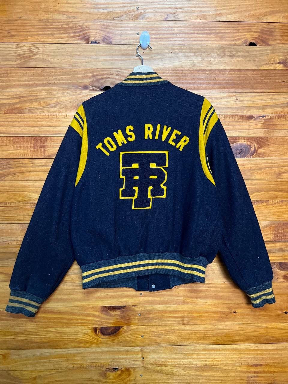 TOMS RIVER WOOL EMBROIDERED VARSITY JACKET