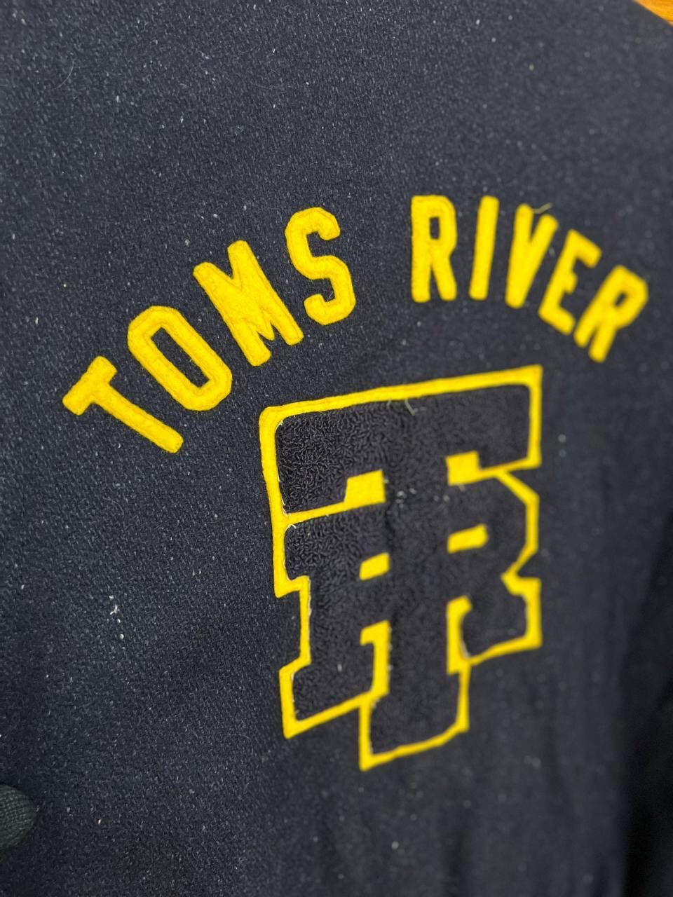 Vintage TOMS RIVER WOOL EMBROIDERED VARSITY JACKET Size US M / EU 48-50 / 2 - 13 Thumbnail