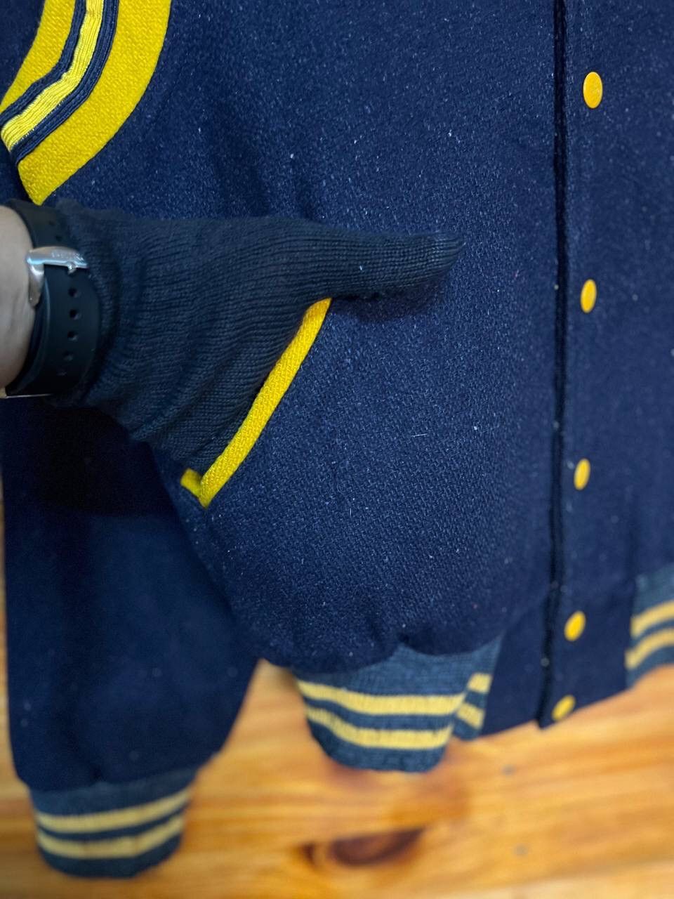 Vintage TOMS RIVER WOOL EMBROIDERED VARSITY JACKET Size US M / EU 48-50 / 2 - 5 Thumbnail