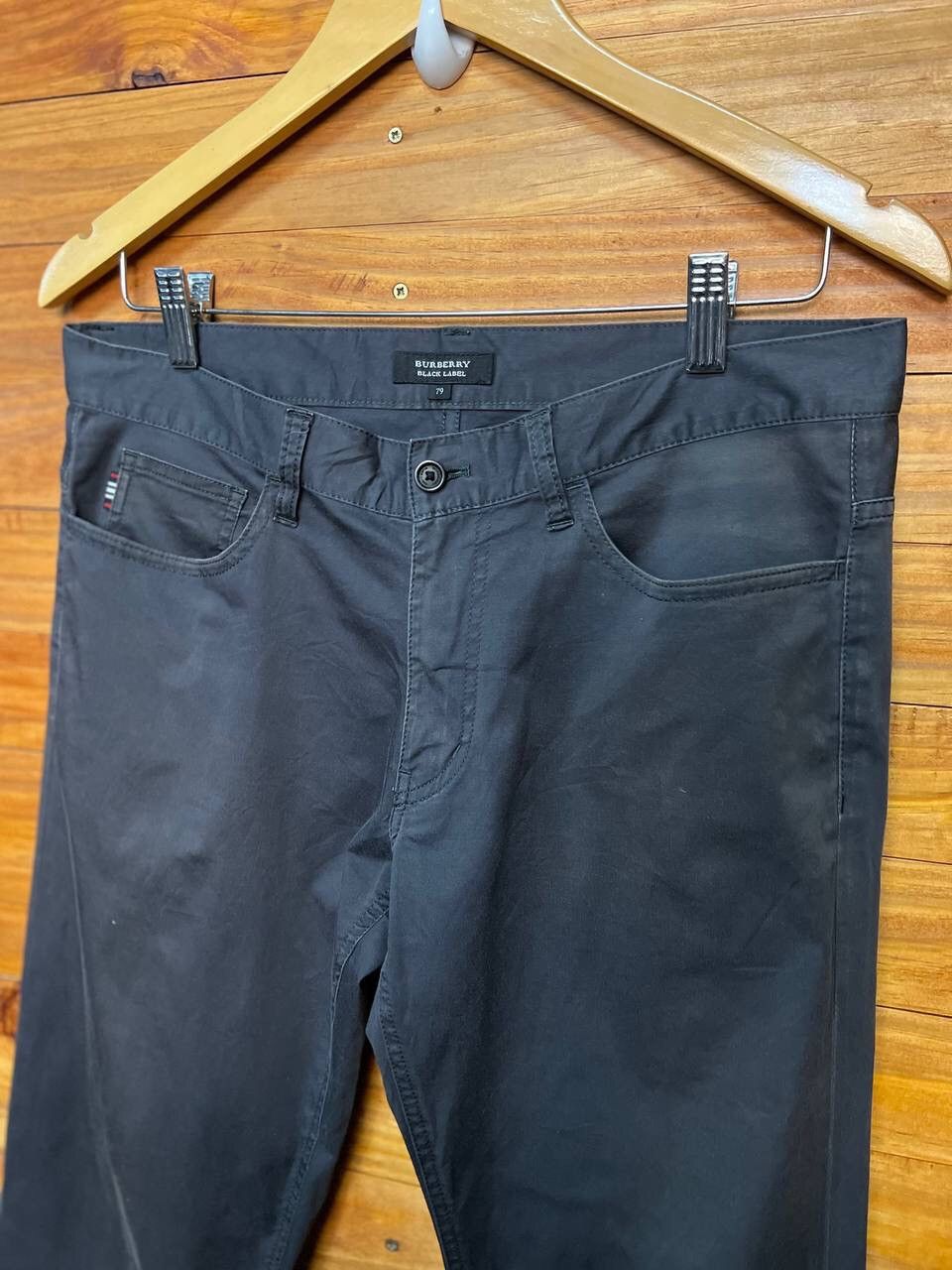 Burberry BURBERRY BLACK LABEL KHAKIS PANT SIZE 33 Size US 33 - 6 Thumbnail