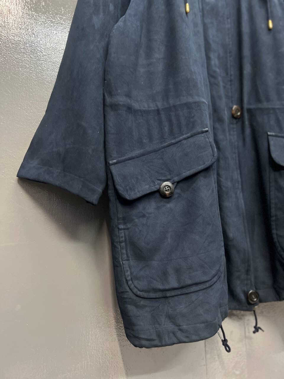 Burberry BURBERRY’S VELVET COAT Size US M / EU 48-50 / 2 - 4 Thumbnail