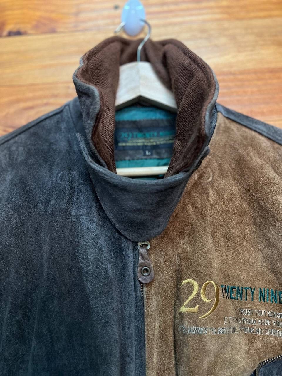 Japanese Brand VINTAGE 29 TWENTY NINE SUEDE LEATHER BOMBER JACKET Size US L / EU 52-54 / 3 - 10 Thumbnail