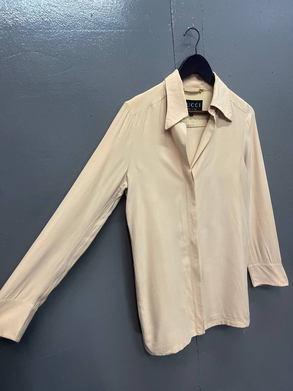 Gucci AUTHENTIC GUCCI BUTTON UP SHIRT RAYON Size S / US 4 / IT 40 - 5 Thumbnail