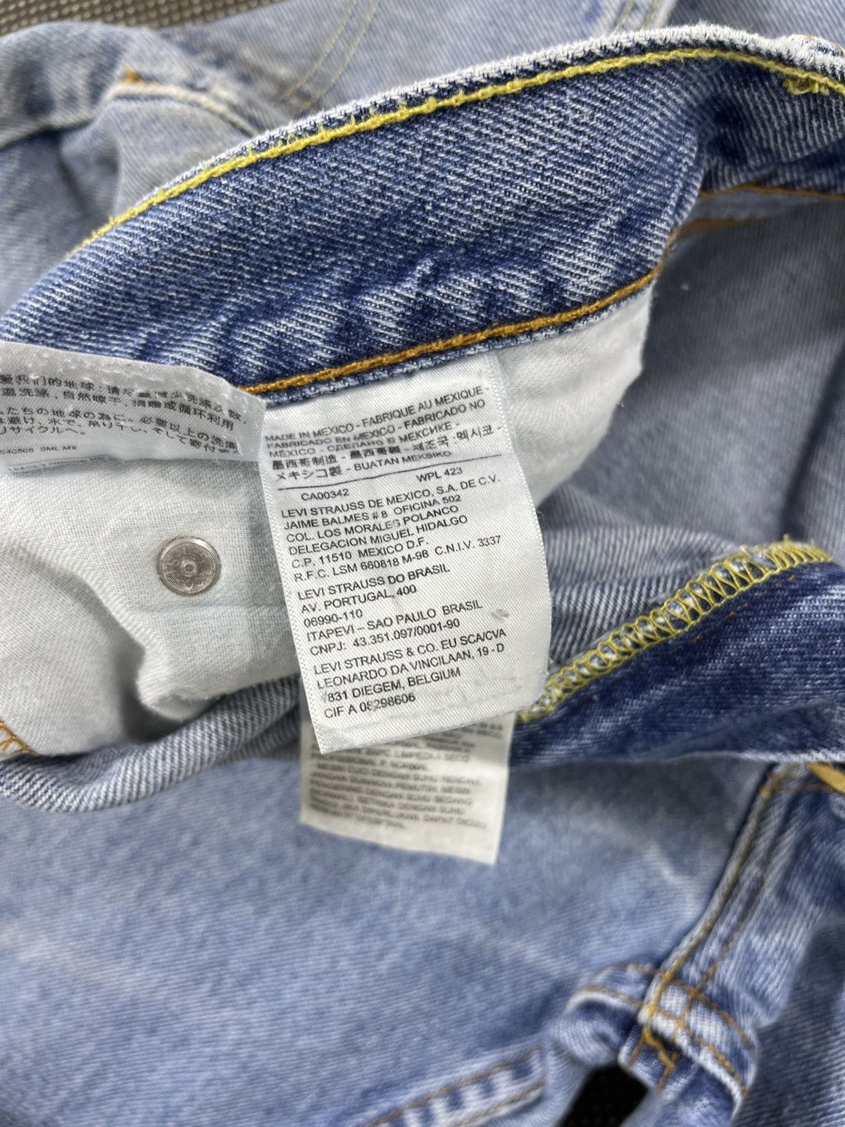 Levi's Distressed Denim Vintage Levis 505 Jeans - J582 Size US 40 / EU 56 - 8 Thumbnail