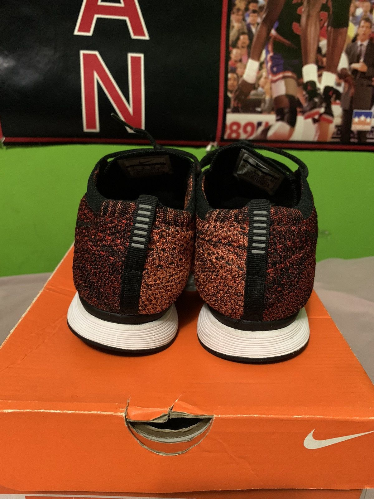 Nike Flyknit Racer Fire Rooster 2017 Size US 7 / EU 40 - 6 Thumbnail