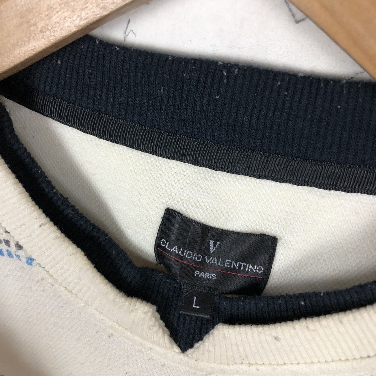 Japanese Brand VINTAGE CLAUDIO VALENTINO SWEATSHIRT Size US L / EU 52-54 / 3 - 8 Thumbnail