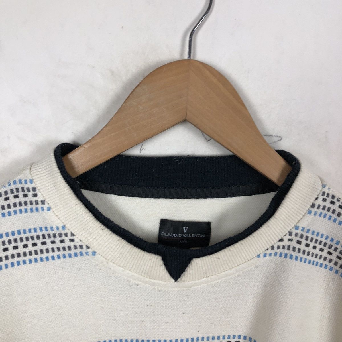Japanese Brand VINTAGE CLAUDIO VALENTINO SWEATSHIRT Size US L / EU 52-54 / 3 - 5 Thumbnail