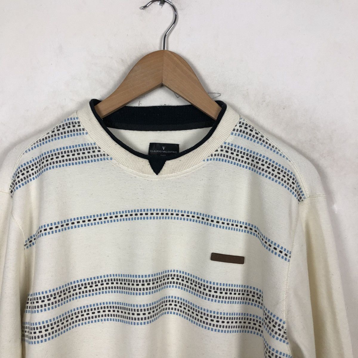 Japanese Brand VINTAGE CLAUDIO VALENTINO SWEATSHIRT Size US L / EU 52-54 / 3 - 3 Thumbnail