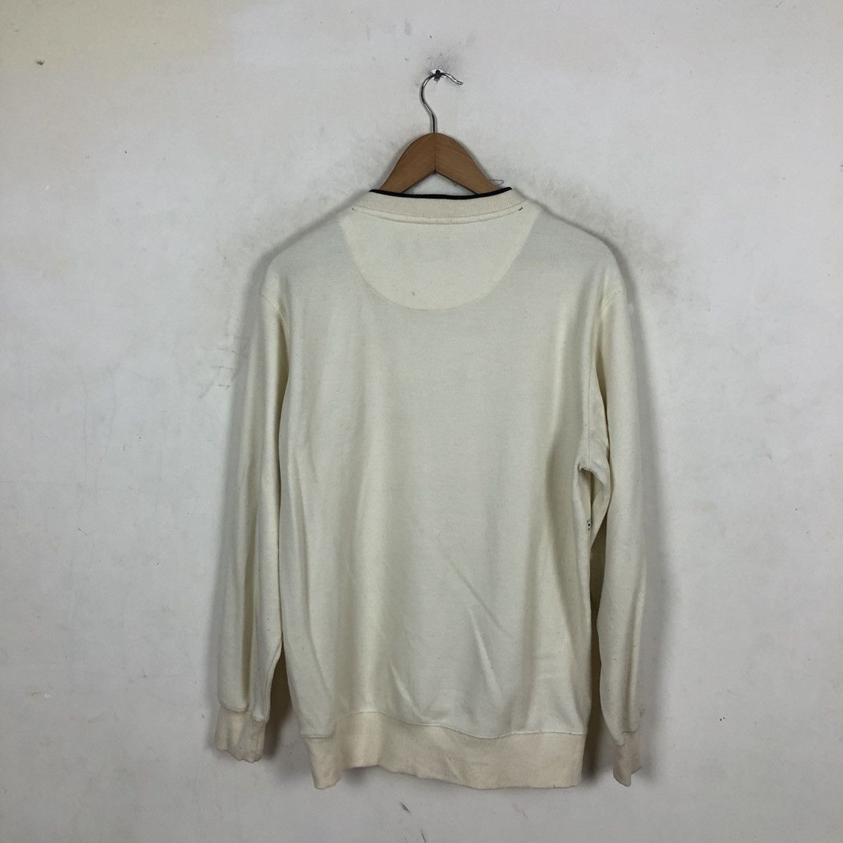 Japanese Brand VINTAGE CLAUDIO VALENTINO SWEATSHIRT Size US L / EU 52-54 / 3 - 7 Thumbnail