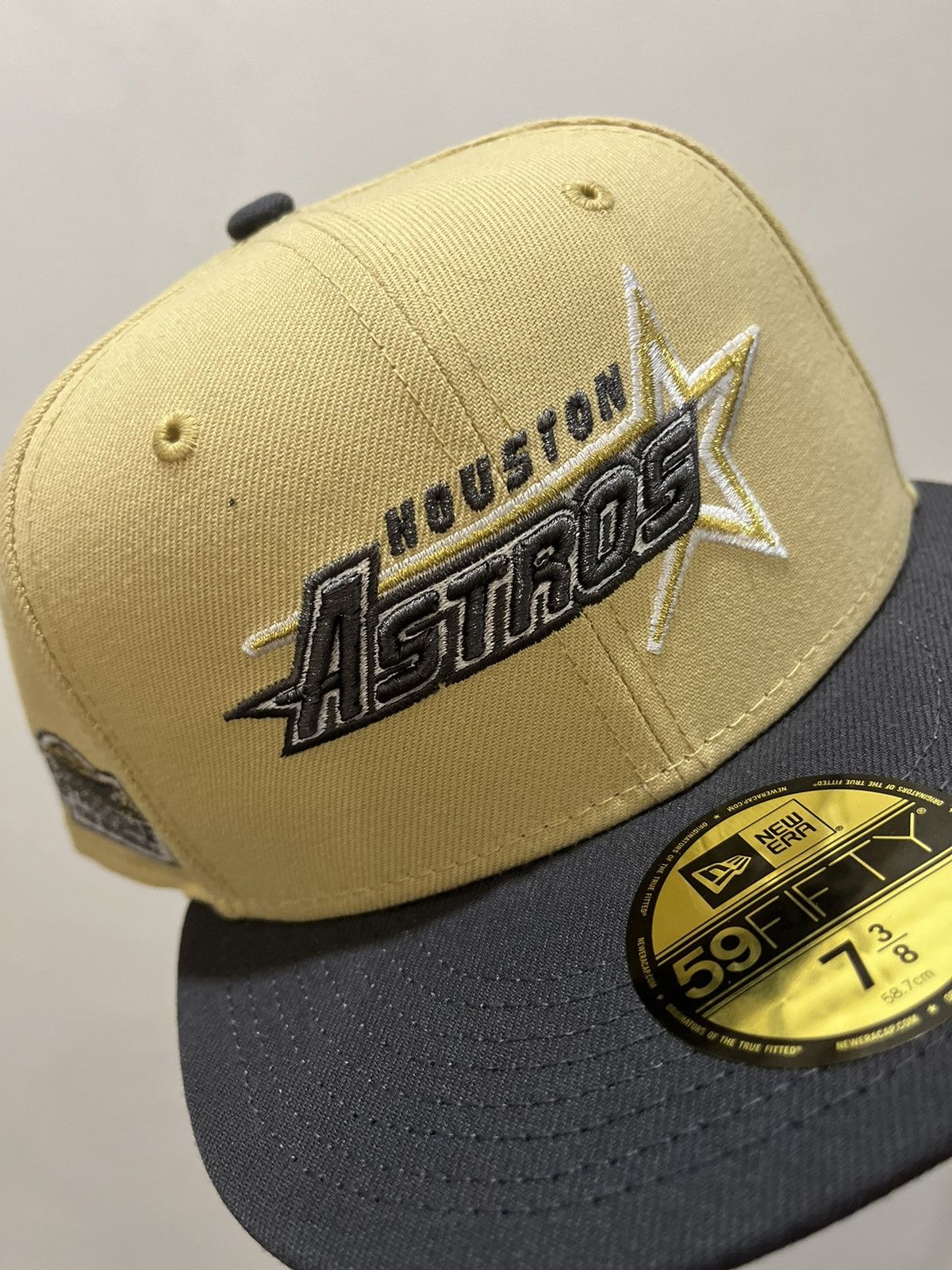 MLB × New Era × Topperz Topperz USA Exclusive Houston Astros Vegas Gold Graphite Size ONE SIZE - 2 Thumbnail